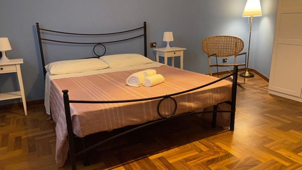 Villa Rosella - Appartamento 1 - Con Piscina - A 150 M Dal Mare Casa Margherita Luaran gambar